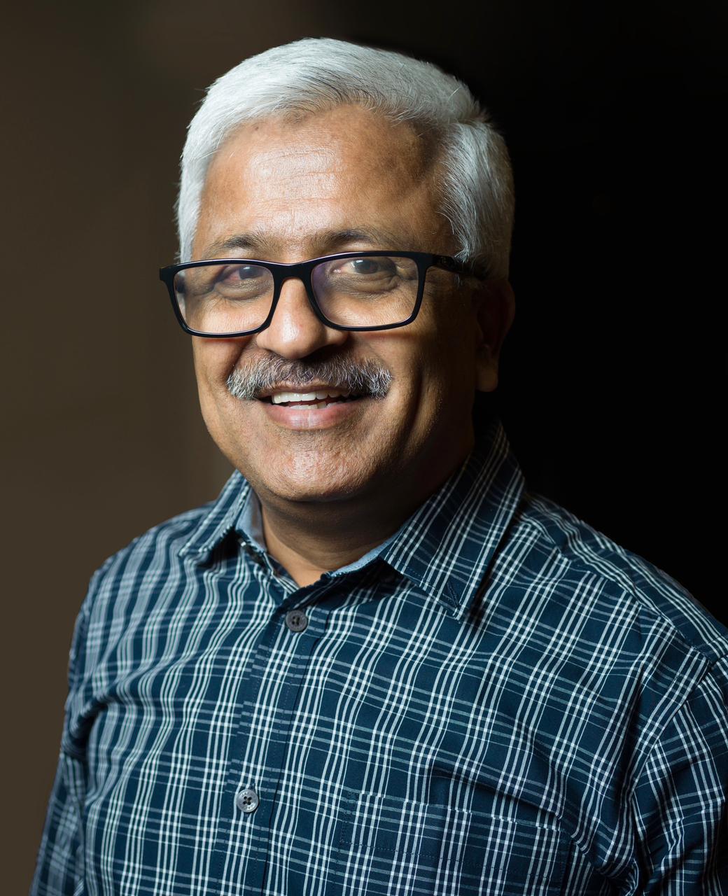 Dr R. Balasubramaniam